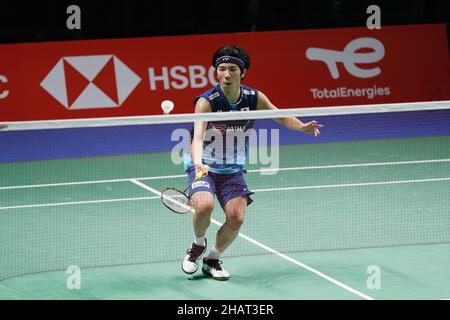 Huelva, Spanien. 14th Dez 2021. Koki Watanabe (JPN) Badminton : Watanabe aus Japan beim Herren-Einzel-2nd-Runden-Spiel gegen Peng aus China beim BWF 'TotalEnergies BWF World Championships 2021' im Palacio de Los Deportes Carolina Marin in Huelva, Spanien . Quelle: Mutsu Kawamori/AFLO/Alamy Live News Stockfoto