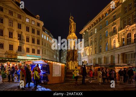wien, österreich, 14. dez. 2021, Adventmarkt altwiener christkindlmarkt am Place freyung Stockfoto