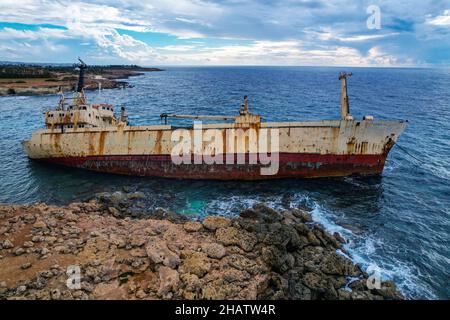 Das Wrack des Edro III in der Nähe der Coral Bay, Paphos, Zypern Stockfoto