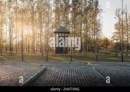 Wachturm in Auschwitz II - Birkenau, ehemaliges Nazi-Konzentrations- und Vernichtungslager - Polen Stockfoto