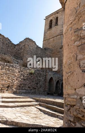 Romanische Kirche in der Stadt Guimera in der Provinz Lleida Stockfoto