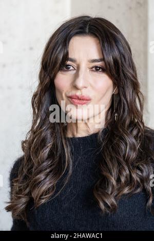 Rom, Italien, 15. Dezember 2021 - Sabrina Impacciatore nimmt an der Fotozelle für '7 Donne ed un Mistero' Teil. Credits: Luigi de Pompeis/Alamy Live News Stockfoto