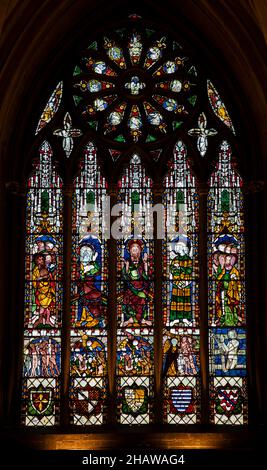 Großbritannien, England, Gloucestershire, Tewkesbury, Abbey Church Interior, C14th Fenster über dem Altar Stockfoto