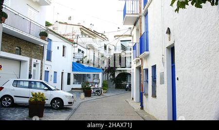 Straße Cadaques, Costa Brava, Girona, Katalonien, Spanien, Europa Stockfoto