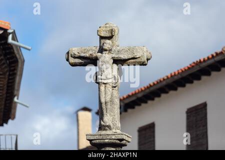 La Alberca, Spanien - 5. Dezember 2021: La Alberca ist eine spanische Gemeinde und Stadt in der Provinz Salamanca, in der autonomen Gemeinschaft Casti Stockfoto