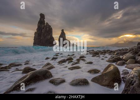 Sonnenaufgang in Ribeira da Janela, Madeira, Portugal Stockfoto