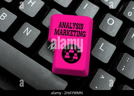 Handschrift Text Analyse Marketing. Business Approach Quantitative und qualitative Bewertung eines Marktes Abstract Giving Story Writing Tips Stockfoto