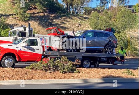 Aktenfoto vom 23-02-2021 des Fahrzeugs, das von Tiger Woods auf der Rückseite eines LKWs in Los Angeles gefahren wurde. Am 7th. April enthüllte die Polizei, dass Tiger Woods zum Zeitpunkt seines Autounfalls fast doppelt so schnell gefahren war wie die zulässige Höchstgeschwindigkeit. Ausgabedatum: Donnerstag, 16. Dezember 2021. Stockfoto