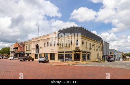 Marshall, Texas, USA - 28. Juni 2021: Das alte Geschäftsviertel an der Houston Street Stockfoto