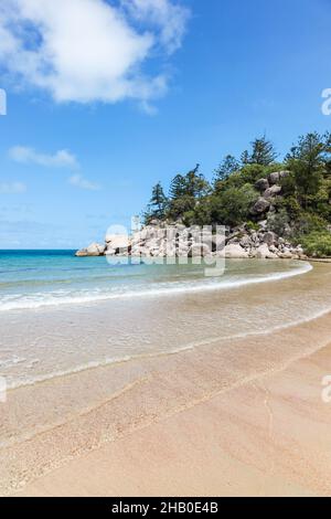 Florence Bay ist eine der schönen Buchten auf Magnetic Island und beliebtes Ziel in der Nähe der Küste von Townsville Queensland Austral Stockfoto