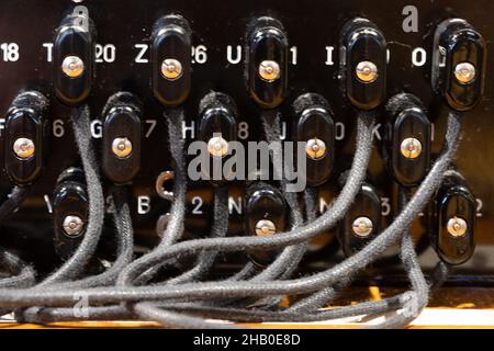 Das Steckbrett aus einer 'Enigma'-Verschlüsselungsmaschine aus dem Deutschen Weltkrieg 2 im Bletchley Park, Buckinghamshire. Stockfoto