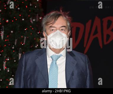 Mailand, Italien. 16th Dez 2021. Mailand, Italien Odeon The Space Cinema Diabolik der Film von Manetti Bros Antonio und Marco Regisseuren mit Luca Martinelli, Miriam Leone und Valerio Mastrandrea, Claudia Gerini, Alessandro Roia im Bild: Roberto Burioni Credit: Independent Photo Agency/Alamy Live News Stockfoto