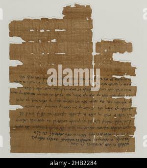 Aramäischer Adoptionsvertrag, Aramäisch, Papyrus, Tinte, Oktober 22, 416 v.Chr., persische Periode, 47.218.96a: Größtes Fragment #1: 13/16 × 1 3/4 in., 2 × 4,5 cm, aramäischer Adoptionsvertrag, Archäologie, kryptisch, zerfallen, Dokumente, Emanzipation, Familie, Tinte, jüdisch, Jüdische Geschichte, jüdisches Leben, Recht, Recht, Papyrus, Aufzeichnungen, Sklaverei, Text, Texte Stockfoto