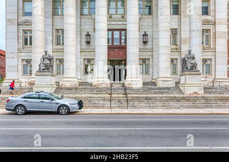 Das New Haven County Courthouse, auch bekannt als Superior Court, wurde 1917 auf der Nordseite von New Haven Green fertiggestellt. William Allen, Richard Williams, Architekten. Stockfoto