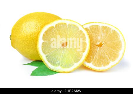 Limon isoliert auf einem weißen Hintergrund Ausschnitt Stockfoto