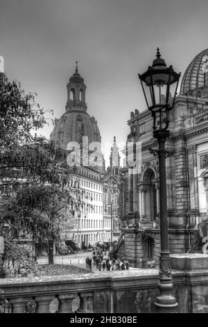 Das Zentrum von Dresden mit der Kuppel der berühmten Frauenkirche, Deutschland Stockfoto