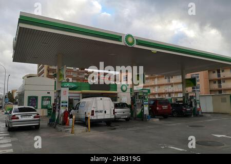 BP Tankstelle in Fuengirola, Provinz Malaga, Andalusien, Spanien. Stockfoto