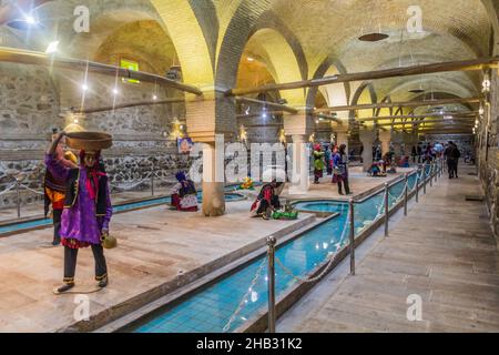 ZANJAN, IRAN - 13. APRIL 2018: Rakhtshoykhaneh Rakhatshor Khaneh Museum eines alten Waschhauses in Zanjan, Iran. Stockfoto