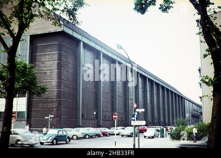 AEG Turbinen-Fabrikgebäude, AEG-Turbinenfabrik, Berlin, Deutschland 1960s Architekt Peter Behrens gebaut 1909 Stockfoto