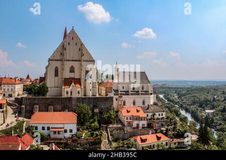 Blick auf die Kirche St. Nikolaus Dekanat in Znojmo, Tschechische Republik Stockfoto