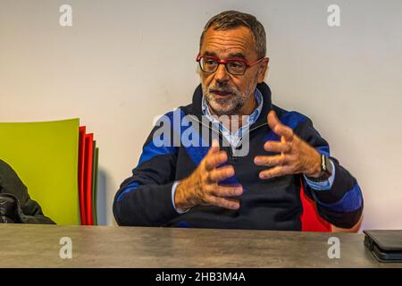 Jean-Yves Pradier ist der Großmeister der 'Grande Confrérie du Cassoulet de Castelnaudary', Frankreich Stockfoto