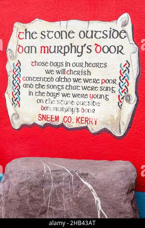 Dan Murphy's Bar, Sneem Village, County Kerry, Irland Stockfoto