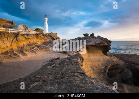 Castle Point Lighthouse, in der Nähe des Dorfes Castlepoint in der Region Wellington auf der Nordinsel Neuseelands Stockfoto