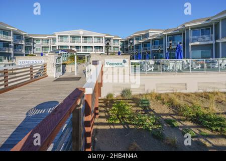 Pismo Beach, California, USA - 15. Dezember 2021 Vespera Resort am Pismo Beach. Das Hotel liegt direkt an der Strandpromenade von Pismo Beach, nur wenige Schritte vom Strand entfernt Stockfoto