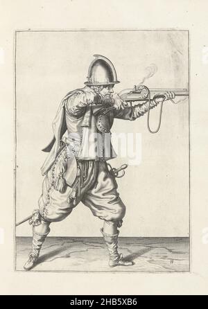 Soldat zielt und feuert das Ruder (Nr. 11), c. 1600, Ein Soldat, in voller Länge, auf der rechten Seite, hält ein Ruder (eine bestimmte Art von Schusswaffe) horizontal mit beiden Händen, Ziele und Feuer (Nr. 11), c. 1600. Tafel 11 in der Anleitung zur Handhabung des Steuerruders: Corte onderwysinghe op de figuerliicke afbeeldinghe, belanghende t'rechte ghebruyck des Roers. Teil der Illustrationen in: J. de Gheyn, Wapenhandelinghe van Roers Musquetten ende speiessen, 's-Gravenhage, 1607. Kampfkunst um 1600., Druckerei: Jacob de Gheyn (II) (Werkstatt von), Druckerei: Robert de Baudous (möglicherweise), Druckerei Stockfoto