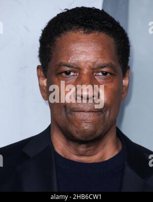 Los Angeles, USA. 16th Dez 2021. LOS ANGELES, KALIFORNIEN, USA - 16. DEZEMBER: Der amerikanische Schauspieler Denzel Washington kommt bei der Los Angeles Premiere von Apple Original Films' und A24's 'The Tragedy of Macbeth' an, die am 16. Dezember 2021 im Directors Guild of America Theatre Complex in Los Angeles, Kalifornien, USA, stattfand. (Foto: Xavier Collin/Image Press Agency/Sipa USA) Quelle: SIPA USA/Alamy Live News Stockfoto