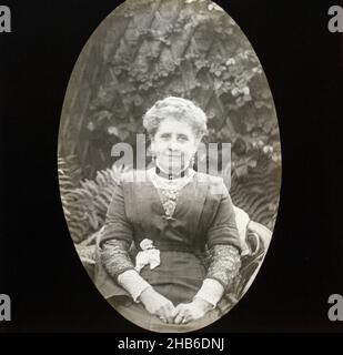 Magische Laterne Slide c 1900-1910 Halbtonportrait mittleren Alters Frau Stockfoto