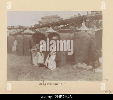 Scheveningen, Foto 4 auf Albumseite 30 aus Album Amsterdam 1890-1894., Hersteller: Hendrik Herman van den Berg, Amsterdam, in oder nach 1890 - in oder vor 1894, fotografische Unterstützung WZQTR Stockfoto