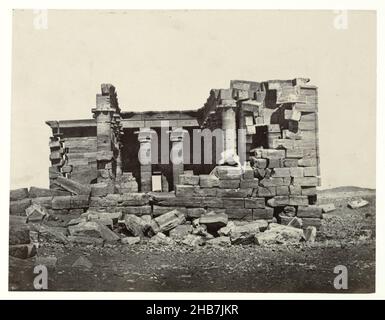 Tempel von Al-Maharraqa, Ägypten, Nubia. Temple de Maharakkah, Ägypten, Nubia, Palästina und Syrie. Dessins photographiques (Serientitel), Maxime Du Camp, (auf Objekt erwähnt), Drucker: Louis-Désiré Blanquart-Evrard, (auf Objekt erwähnt), Egypte, Drucker: Lille, Verlag: Paris, Edinburgh, 1849 - 1851 und oder 1852, Papier, Karton, Salzpapierdruck, Höhe 167 mm × Breite 216 mm, Höhe 313 mm × Breite 448 mm Stockfoto