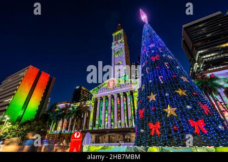 Brisbane, Australien – Weihnachtsschmuck in der Stadt Stockfoto