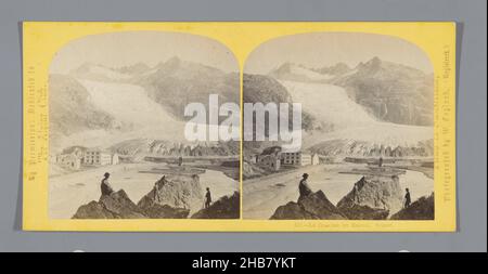 Blick auf den Rhonegletscher, La Glacier du Rhone. Schweiz. (Titel auf Objekt), William England (erwähnt auf Objekt), Wallis, c. 1850 - c. 1880, Karton, Albumin-Print, Höhe 85 mm × Breite 170 mm Stockfoto