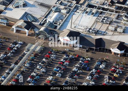 Luftaufnahme des Handforth Dean Retail Park, in der Nähe von Wilmslow, Manchester Stockfoto