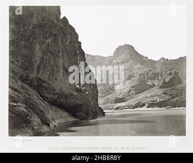 Black Cañon, Colorado River, USA ('Looking below near Camp 7'), Timothy H. O'Sullivan (erwähnt auf Objekt), 1871, Albumendruck, Höhe 355 mm × Breite 459 mmhöhe 203 mm × Breite 274 mm Stockfoto