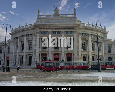 Das Burgtheater ist das Nationaltheater Österreichs mit Sitz in Wien Stockfoto