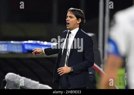 Arechi-Stadion, Salerno, Italien, 17. Dezember 2021, Inter Mailands Cheftrainer Simone Inzaghi reagiert während des Spiels der US Salernitana gegen Inter - FC Internazionale - italienische Fußballserie A Stockfoto