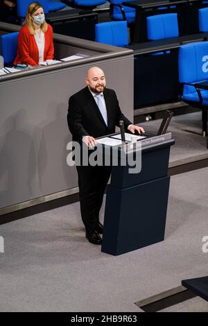 Berlin, Deutschland. 16th Dez 2021. Jonas Geissler, für die Partei CSU. (Bild: © Ralph Pache/PRESSCOV über ZUMA Press Wire) Stockfoto