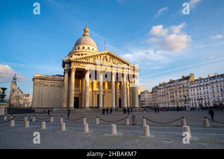 Panoramablick auf die Pantheon-Kirche in Paris, Frankreich Stockfoto