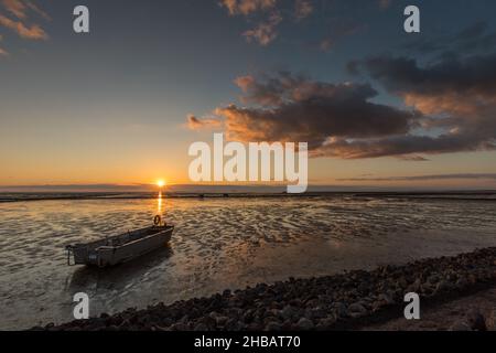 Sonnenuntergang am Holmersiel Stockfoto