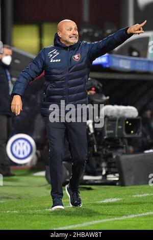 Salerno, Italien. 17th Dez 2021. Salernitanas Cheftrainer Stefano Colantuono während des Spiels Salernitana vs Inter - FC Internazionale, italienische Fußballserie A in Salerno, Italien, 17 2021. Dezember Quelle: Independent Photo Agency/Alamy Live News Stockfoto