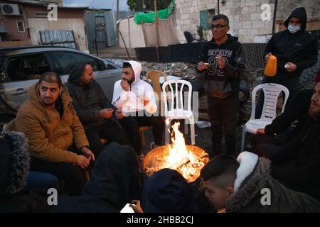 Jerusalem, Israel. 17th Dez 2021. Am 17. Dezember 2021 ereignete sich im Stadtteil Sheikh Jarrah in Jerusalem, Israel, eine Konfrontation mit der Polizei während eines Solidaritätsproteste gegen Familienvertreibungen. (Foto: Matan Golan/Sipa USA) Quelle: SIPA USA/Alamy Live News Stockfoto