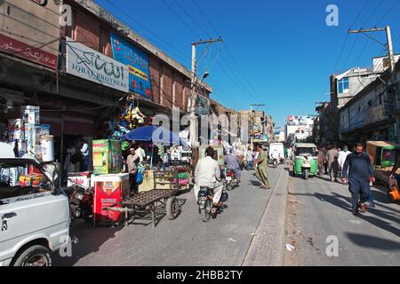 Lokaler Markt in Rawalpindi in der Nähe von Islamabad, Provinz Punjab, Pakistan Stockfoto