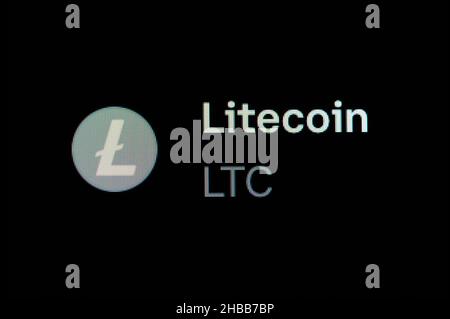Villingen Schwenningen, Deutschland. 14th Dez 2021. Das Logo der Kryptowährung Litecoin (LTC) ist auf der Handelsplattform Coinbase zu sehen. Kredit: Silas Stein//dpa/Alamy Live Nachrichten Stockfoto