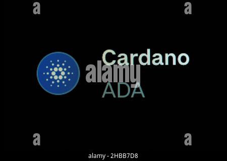 Villingen Schwenningen, Deutschland. 14th Dez 2021. Das Logo der Kryptowährung Cardano (ADA) ist auf der Handelsplattform Coinbase zu sehen. Kredit: Silas Stein//dpa/Alamy Live Nachrichten Stockfoto