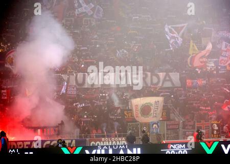 Bologna, Italien. 18th Dez 2021. Bologna Vs. Juventus im Renato Dall'Ara Stadion - Bologna, Italien, 18. Dezember 2021 - Foto: Stringer Credit: Independent Photo Agency/Alamy Live News Stockfoto