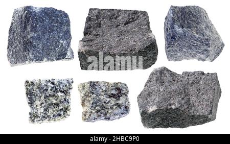 Verschiedene Gabbro-Steine auf weißem Backgroun Stockfoto