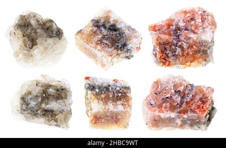 Set aus verschiedenen Halit (Steinsalz) Steinen auf weißem Hintergrund geschnitten Stockfoto